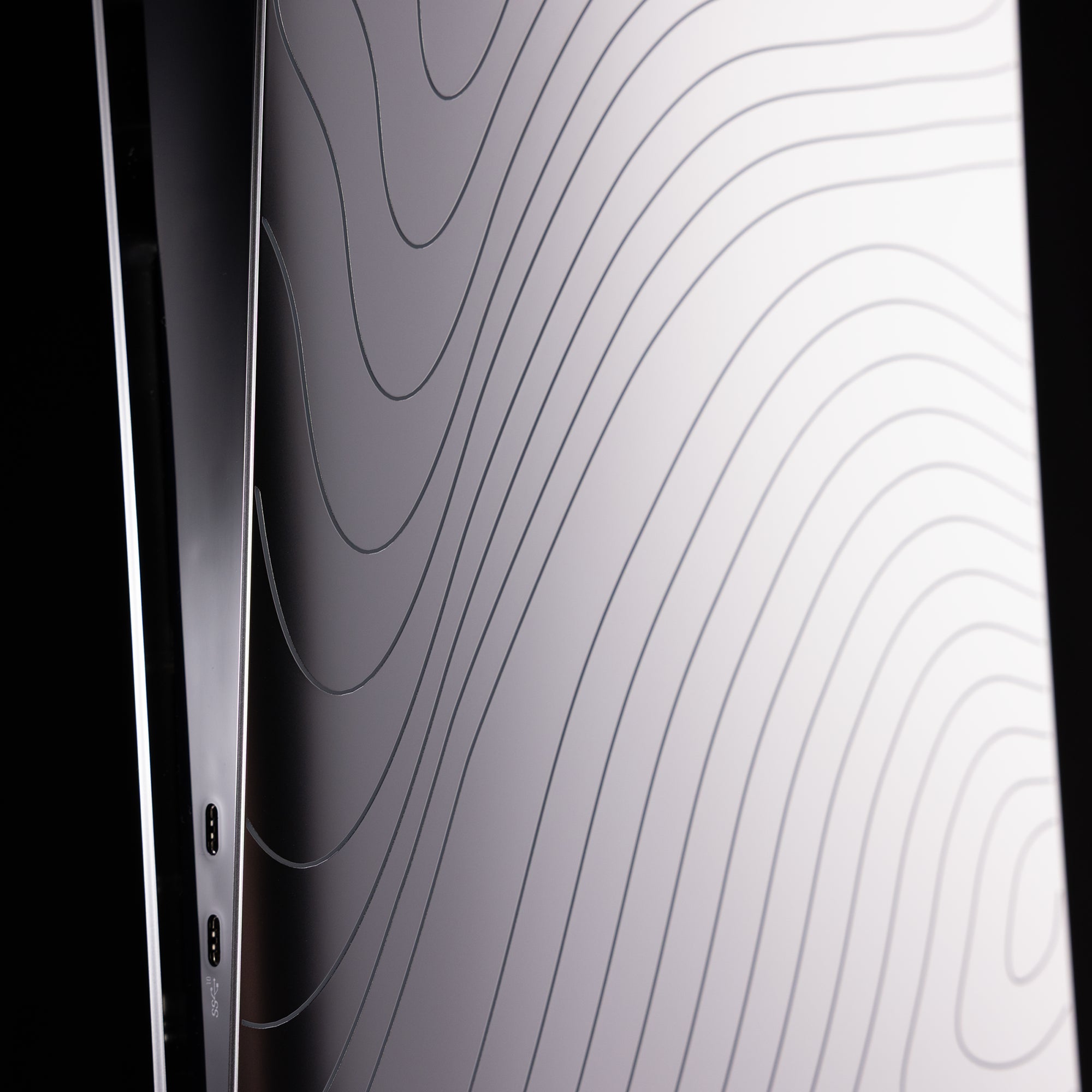 PS5 Slim Cover Matt Chrom "Wellen"